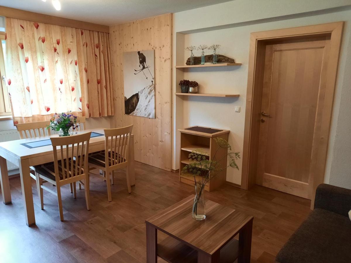 Haus Untergand Apartman Sankt Anton am Arlberg Kültér fotó