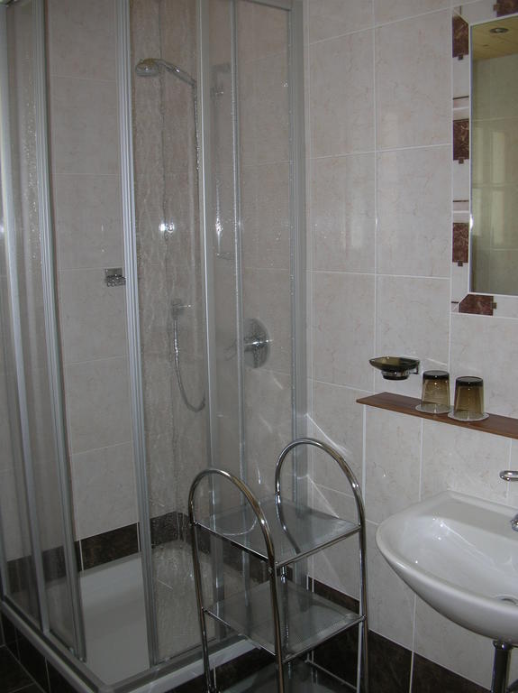 Haus Untergand Apartman Sankt Anton am Arlberg Szoba fotó